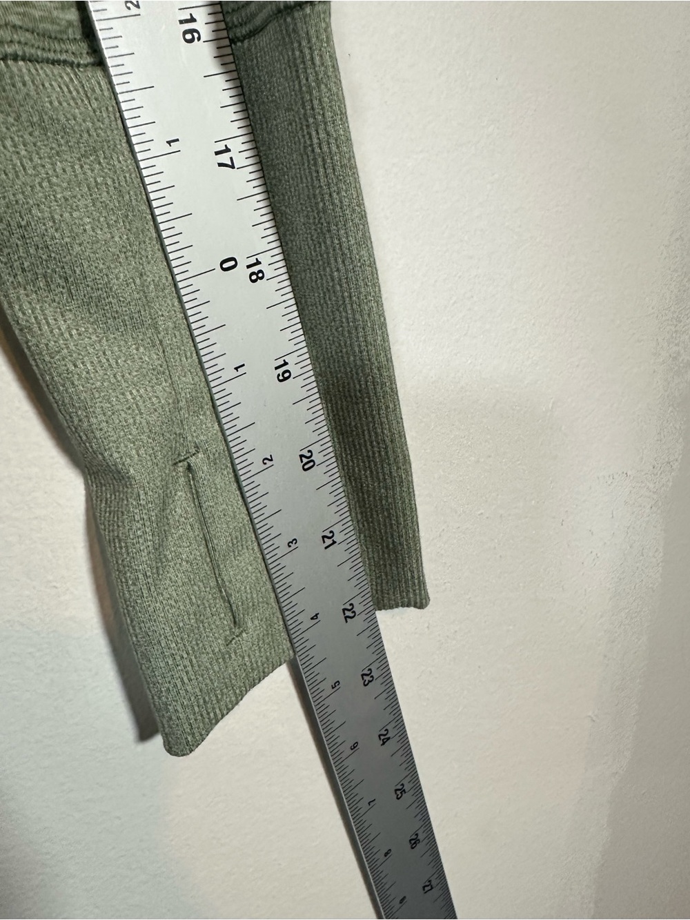 Nike Running Dri-FIT Track Top 1/4 Zip Size M Sage Green Athletic Sportswear - Picture 8 of 11